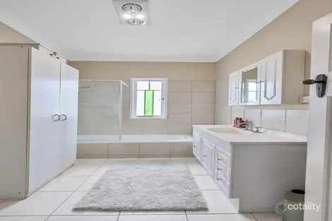 Property photo of 79 Wandal Road Wandal QLD 4700