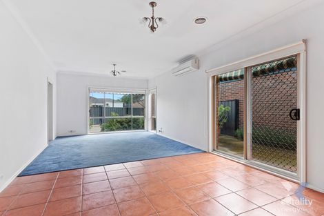 Property photo of 8 Henry Lawson Walk Point Cook VIC 3030