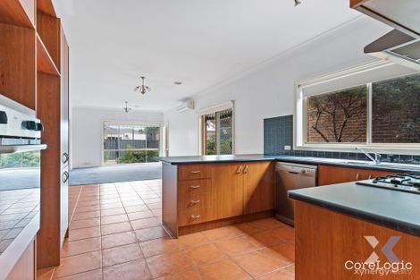 Property photo of 8 Henry Lawson Walk Point Cook VIC 3030