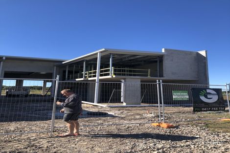 2/11 Abeles St, Baringa, QLD 4551