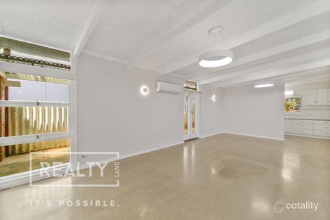 Property photo of 26 Belhus Drive Trigg WA 6029