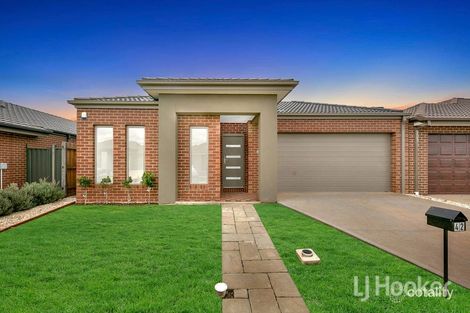 Property photo of 42 Antonio Drive Melton South VIC 3338