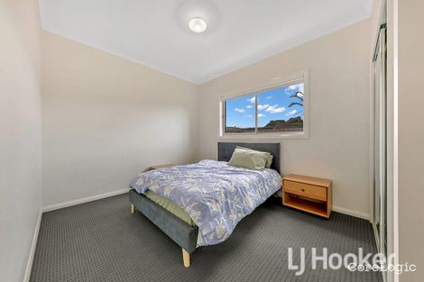 Property photo of 42 Antonio Drive Melton South VIC 3338