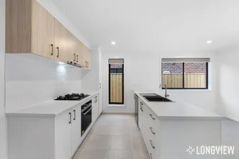 18 Platypus Ch, Beveridge, VIC 3753