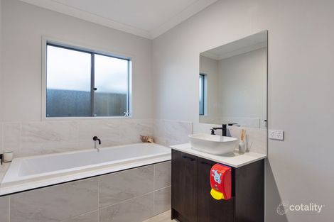 Property photo of 24 Gower Court Pimpama QLD 4209