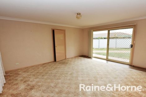 Property photo of 2/12 Turner Crescent Orange NSW 2800