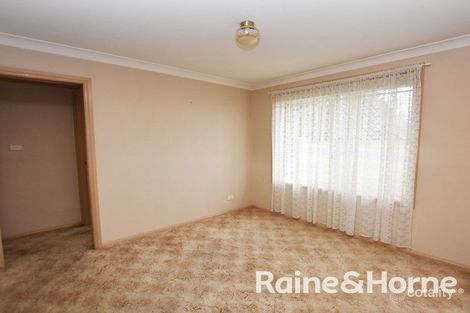 Property photo of 2/12 Turner Crescent Orange NSW 2800