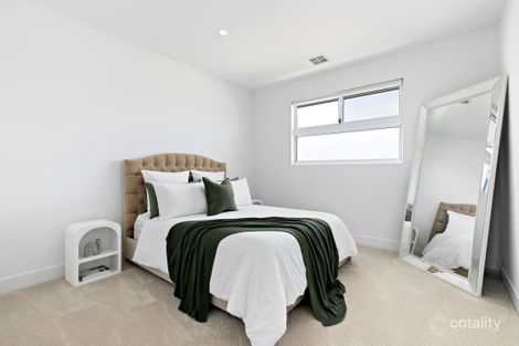Property photo of 19 Myoora Crescent Greenvale VIC 3059