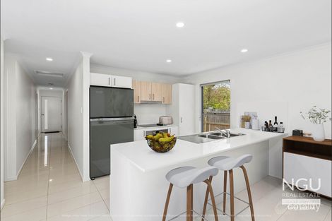 Property photo of 19 Capricorn Crescent Meridan Plains QLD 4551
