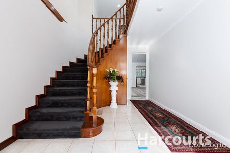 Property photo of 13 Rodeo Court Endeavour Hills VIC 3802