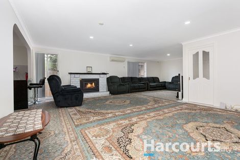 Property photo of 13 Rodeo Court Endeavour Hills VIC 3802