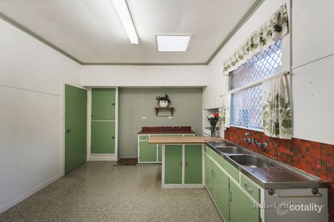Property photo of 36 Sylvan Street Montmorency VIC 3094