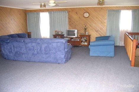 Property photo of 100 Dianne Avenue Craigieburn VIC 3064