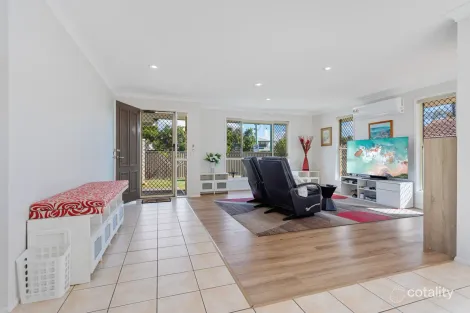 Property photo of 21 Lipscombe Road Deception Bay QLD 4508