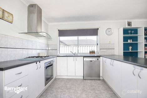 Property photo of 29 Mulberry Pass Craigieburn VIC 3064