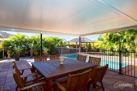 9 Scarborough Ct, Sandstone Point, QLD 4511
