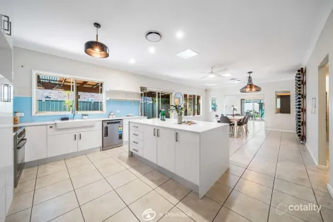 Property photo of 28 Pleasure Point Road Pleasure Point NSW 2172
