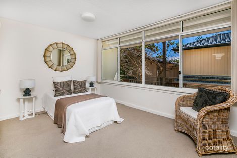 Property photo of 2/64 Surfview Road Mona Vale NSW 2103