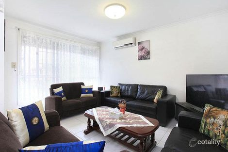 Property photo of 2/17 Mitta Mitta Way Meadow Heights VIC 3048