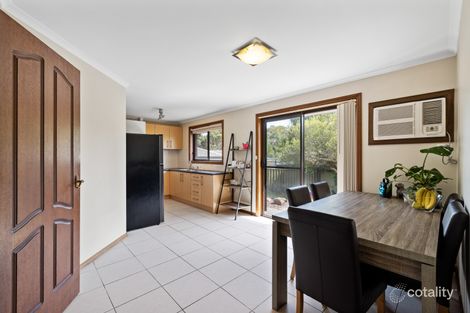 Property photo of 2 Lexcen Grove Happy Valley SA 5159