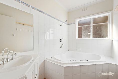 Property photo of 1 Luke Avenue Blackburn VIC 3130