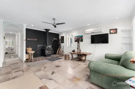 Property photo of 2-4 Farwell Close Kooralbyn QLD 4285