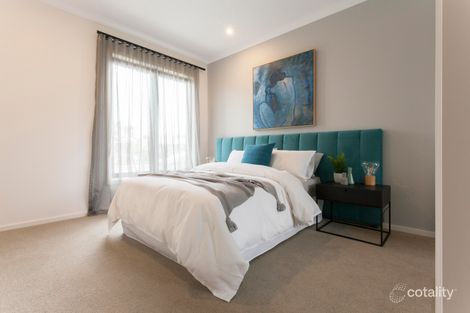 Property photo of 11 Seachange Parade Lyndhurst VIC 3975