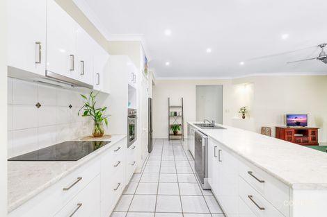Property photo of 30 Samuel Place Mooloolah Valley QLD 4553