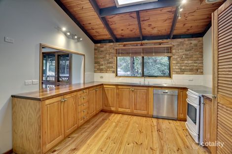 Property photo of 19 Haylock Avenue Cockatoo VIC 3781
