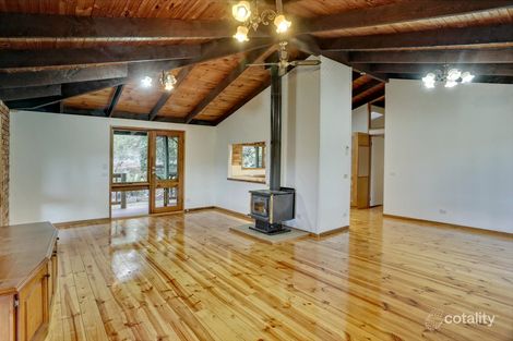 Property photo of 19 Haylock Avenue Cockatoo VIC 3781