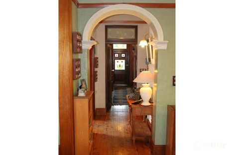 Property photo of 99 Sampson Street Orange NSW 2800