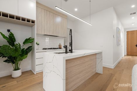 Property photo of 2/17 Elmhurst Road Blackburn VIC 3130