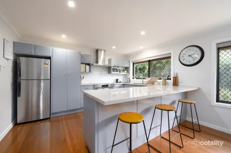 Property photo of 4 Caroline Crescent Armidale NSW 2350