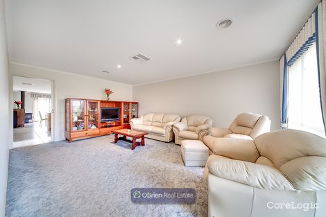 Property photo of 12A Pentland Drive Narre Warren VIC 3805