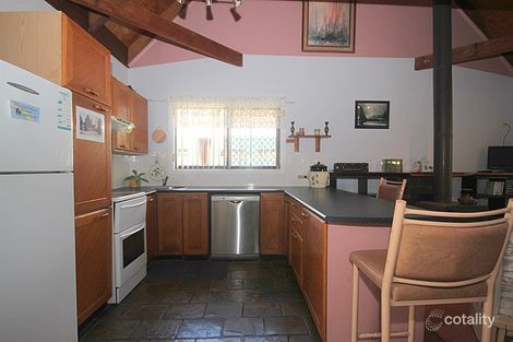 Property photo of 52 Tilligerry Track Tanilba Bay NSW 2319