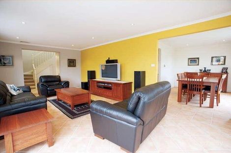 Property photo of 25 Watson Rise Keilor VIC 3036