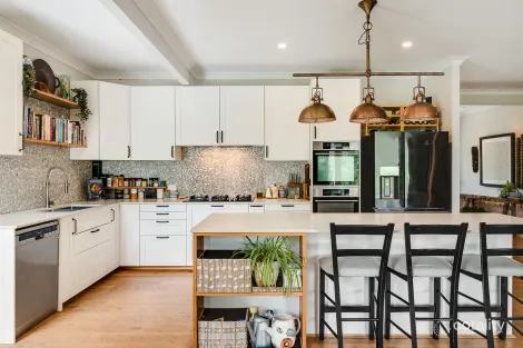 Property photo of 46 Springlands Place Highvale QLD 4520