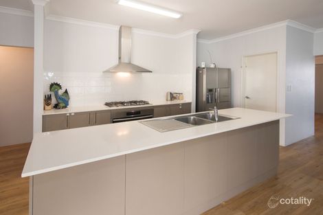 Property photo of 16 Daly Road Yalyalup WA 6280