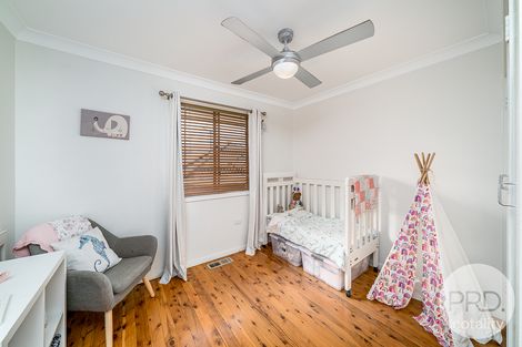 Property photo of 72 Stanley Street Kooringal NSW 2650