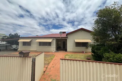 Property photo of 21 Rosenberg Crescent Kalgoorlie WA 6430