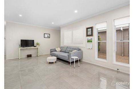 Property photo of 1/5A Hughes Street Centenary Heights QLD 4350