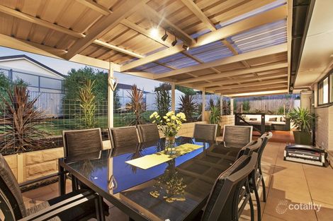 9 Roxanne St, Happy Valley, SA 5159