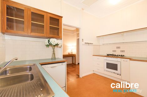 Property photo of 14 Arthur Terrace Red Hill QLD 4059