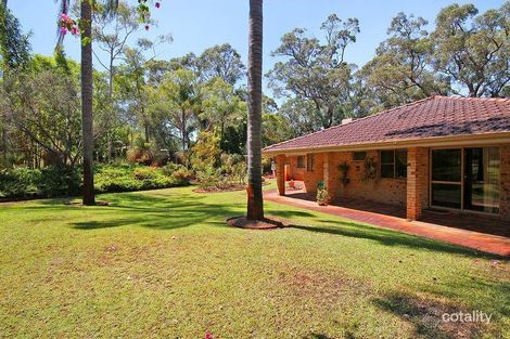 Property photo of 40 Bushland Retreat Carramar WA 6031