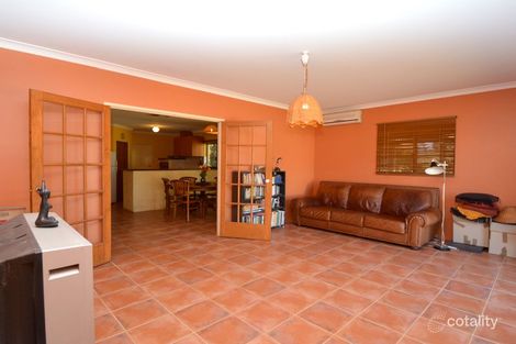 Property photo of 18 Sharach Retreat Hilbert WA 6112