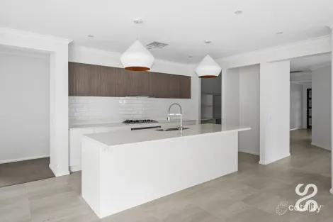 Property photo of 19 Lillian Street Doreen VIC 3754