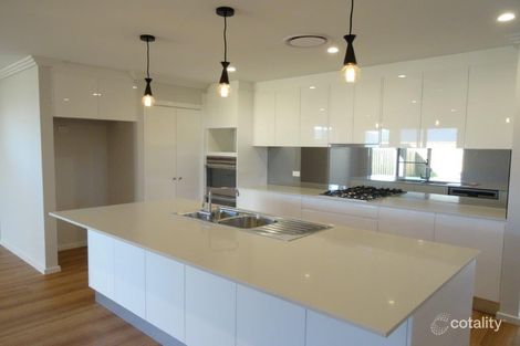 Property photo of 37 Kingsman Avenue Elderslie NSW 2570