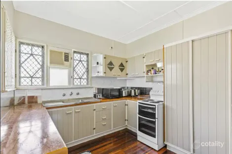 Property photo of 9 Boldeman Street The Range QLD 4700