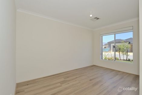 Property photo of 14 Grasmere Way Aveley WA 6069