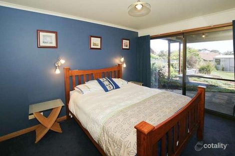 Property photo of 16 Westbury Place Devonport TAS 7310
